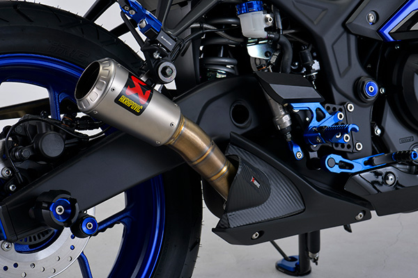 AKRAPOVIC】YZF-R25 2019 デモ車両のご紹介 | AKRAPOVIC